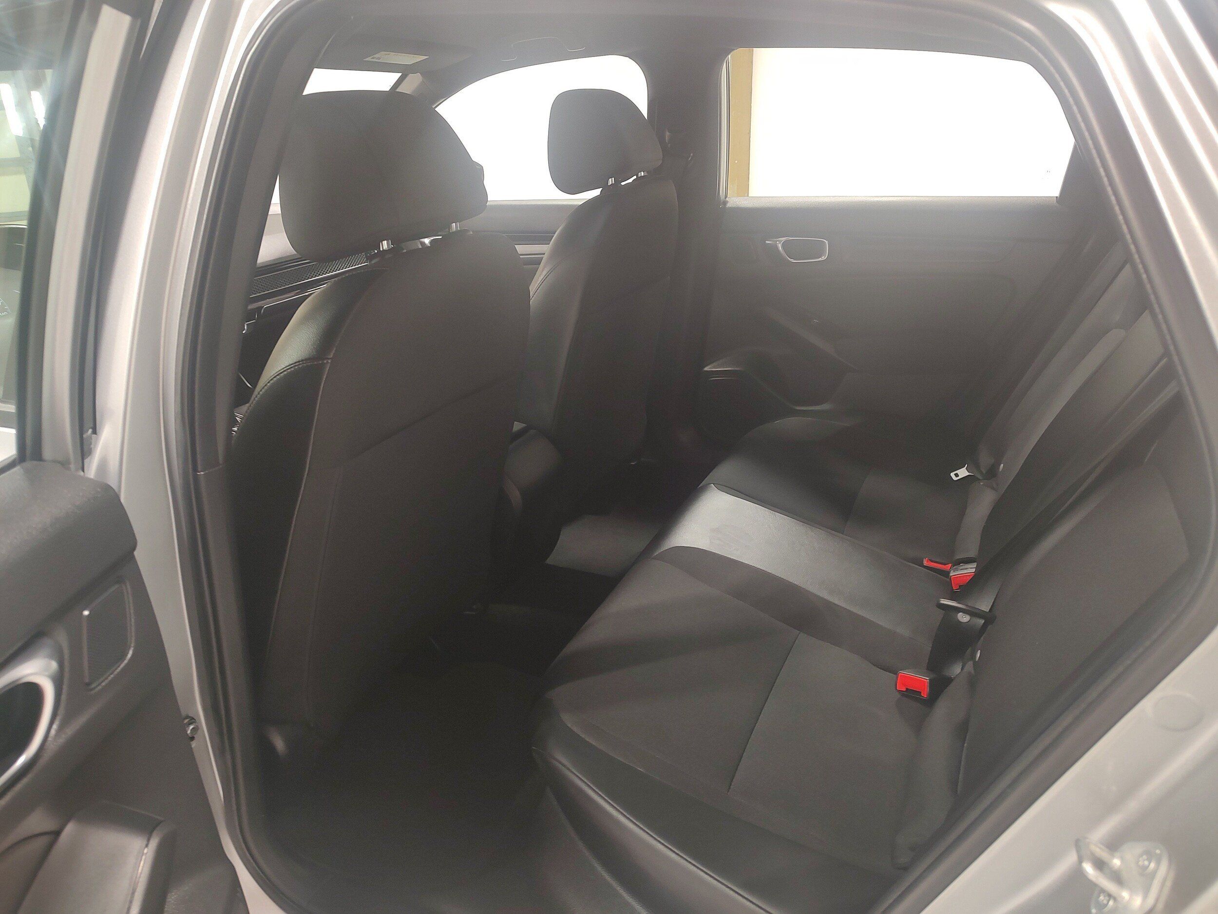 Used 2025 Honda Civic Sport image 11