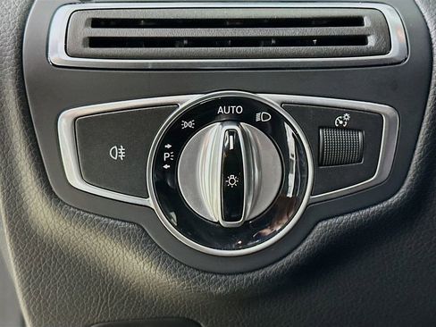 Used 2015 Mercedes-Benz C 300 4MATIC Sedan image 12
