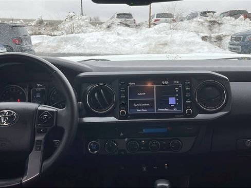 Used 2023 Toyota Tacoma TRD Off-Road image 29