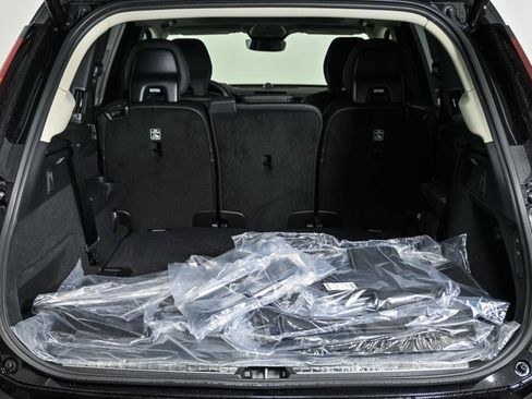 Used 2026 Volvo XC90 B6 Ultra w/ Protection Package AWD/4WD image 31