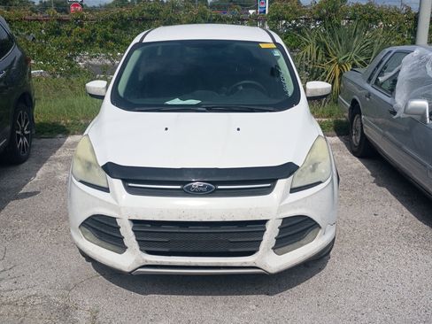 Used 2015 Ford Escape SE AWD/4WD image 2