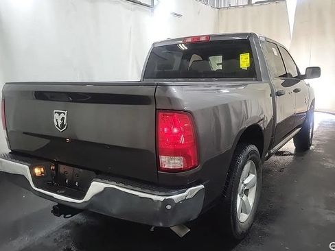 Used 2020 RAM 1500 Tradesman w/ Tradesman SXT Package RWD image 4
