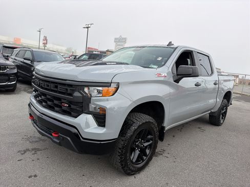 Used 2025 Chevrolet Silverado 1500 Custom Trail Boss AWD/4WD image 1