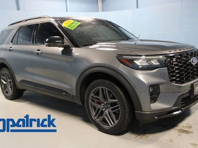 Used 2025 Ford Explorer ST-Line w/ Premium Package