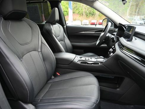 Used 2023 INFINITI QX60 Luxe w/ Performance Audio Package AWD/4WD image 24