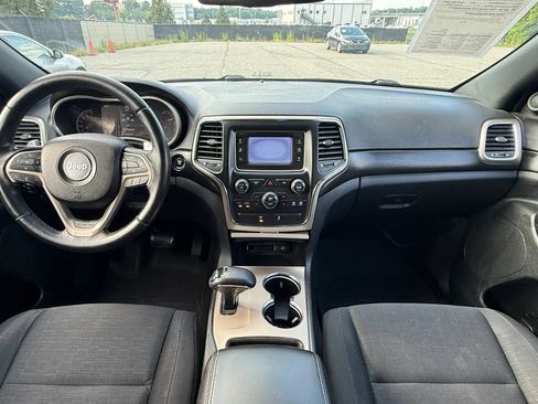 Used 2014 Jeep Grand Cherokee Laredo AWD/4WD image 3