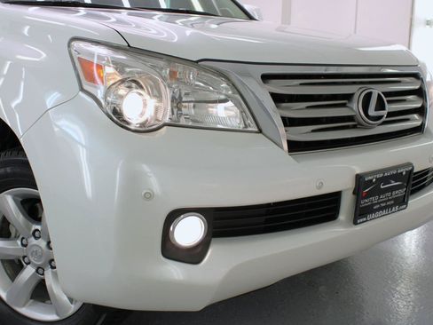Used 2012 Lexus GX 460 w/ Comfort Plus Pkg AWD/4WD image 22