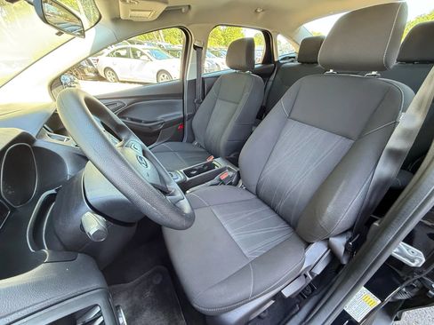 Used 2016 Ford Focus S image 12