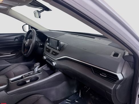 Used 2023 Nissan Altima 2.5 S image 30