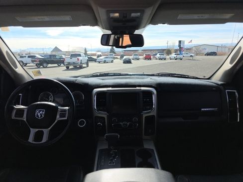 Used 2013 RAM 1500 Laramie w/ Convenience Group image 29