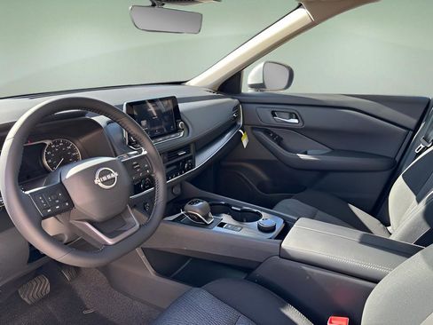 New 2026 Nissan Rogue SV AWD/4WD image 21