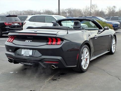 Used 2024 Ford Mustang GT Premium image 26