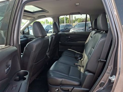 Used 2021 Honda Pilot EX-L image 10
