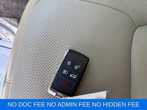 Used 2020 Land Rover Range Rover HSE AWD/4WD image 32