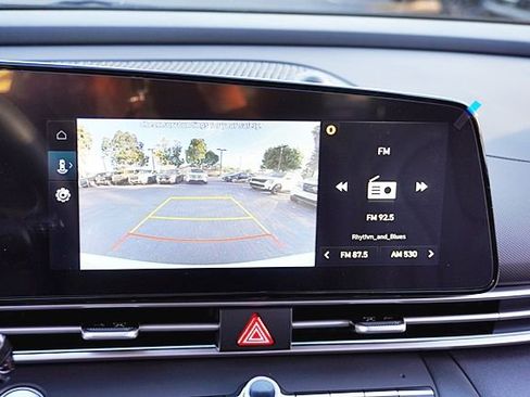 New 2026 Hyundai Elantra Limited image 31