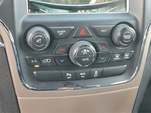 Used 2015 Jeep Grand Cherokee Overland image 20