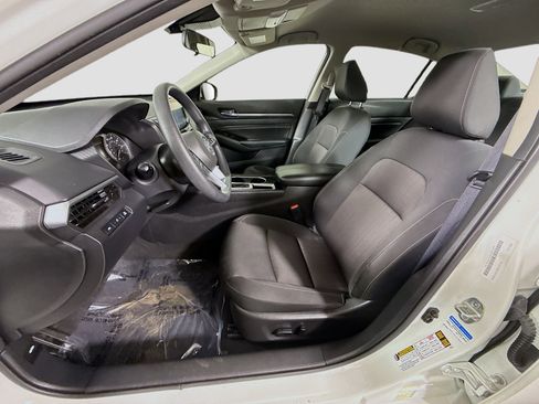 Used 2021 Nissan Altima 2.5 SV image 22