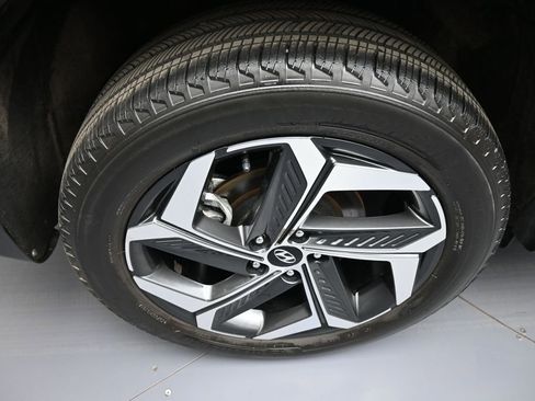 Certified 2023 Hyundai Tucson SEL w/ Convenience Package AWD/4WD image 12