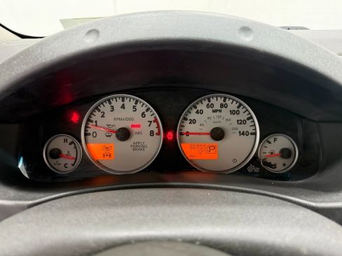 Used 2020 Nissan Frontier PRO-4X w/ Pro-4x Utility Package image 32