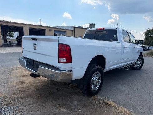 Used 2017 RAM 2500 SLT AWD/4WD image 4