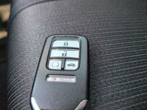 Used 2018 Honda Accord EX image 30