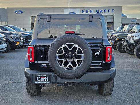 Used 2022 Ford Bronco Outer Banks AWD/4WD image 7