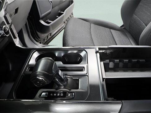 Used 2022 Ford F150 XLT w/ Equipment Group 301A Mid image 18