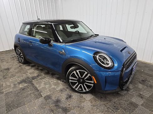 Used 2023 MINI Cooper S image 7