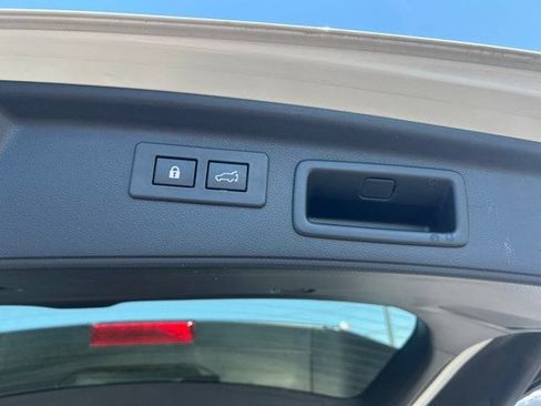 Used 2022 Subaru Forester Wilderness AWD/4WD image 11