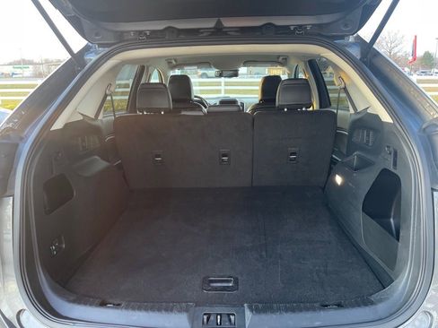 Used 2024 Ford Edge SEL image 19