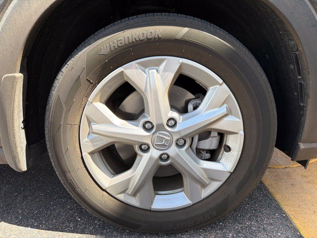 Certified 2024 Honda HR-V LX image 13