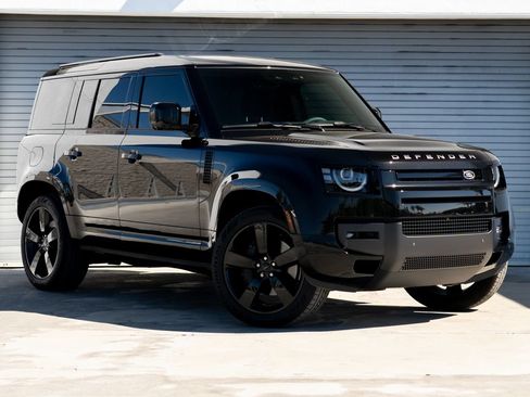 Used 2026 Land Rover Defender 110 X-Dynamic SE AWD/4WD image 25