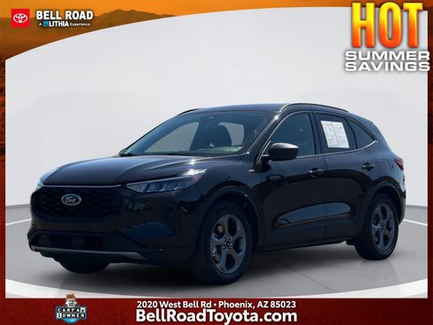 Used 2025 Ford Escape ST-Line FWD image 1