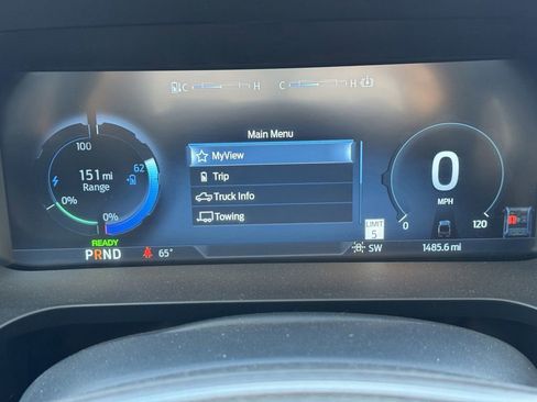 Used 2025 Ford F150 Lightning Flash image 22