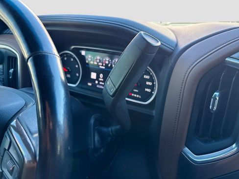 Used 2022 Chevrolet Silverado 2500 High Country image 17