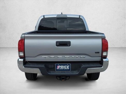 Used 2018 Toyota Tacoma SR5 image 6