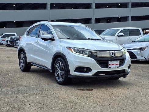 Used 2021 Honda HR-V EX image 2