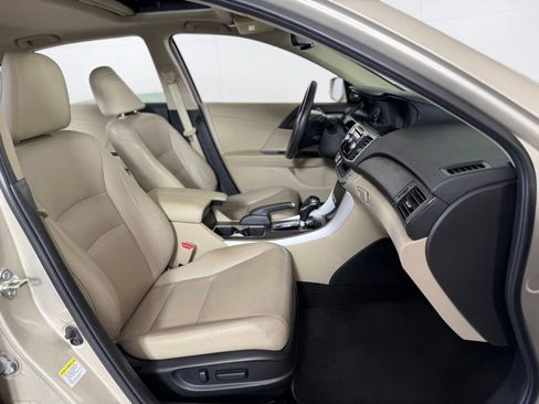 Used 2015 Honda Accord EX-L image 34
