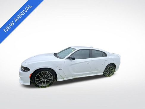 Used 2023 Dodge Charger R/T w/ Cold Weather Package RWD image 5