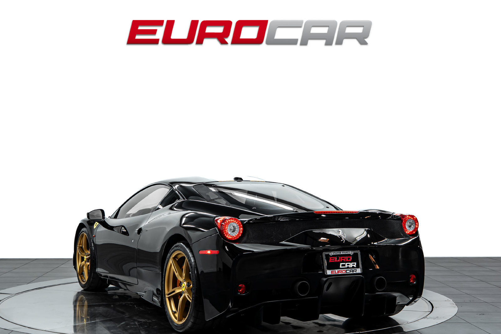 Used 2015 Ferrari 458 Speciale Coupe RWD image 3