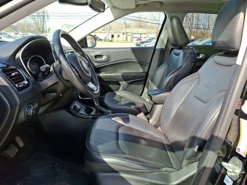 Used 2017 Jeep Compass Limited w/ Navigation Group image 13