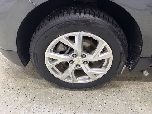 Used 2018 Chevrolet Equinox LT image 11