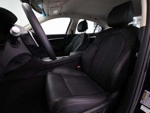 New 2026 Genesis G70 2.5T AWD/4WD image 19