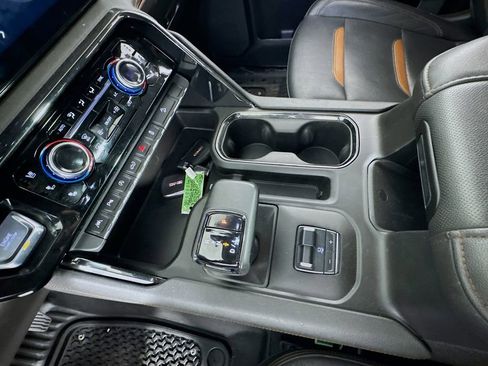 Used 2024 GMC Sierra 1500 AT4 AWD/4WD image 14