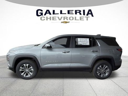 New 2026 Chevrolet Equinox LT image 3