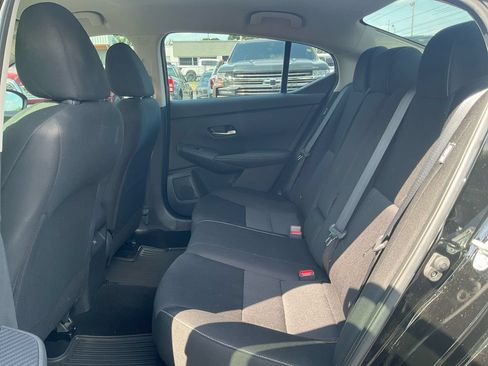 Used 2022 Nissan Sentra SV FWD image 14