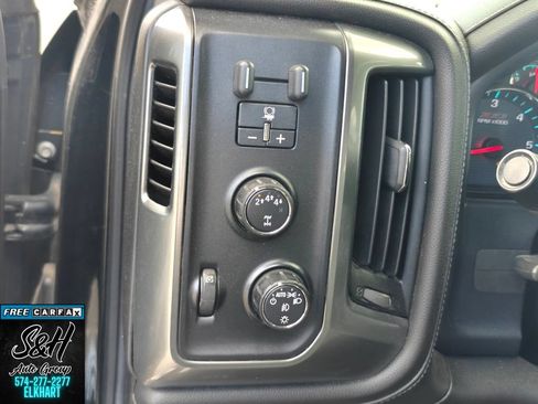 Used 2019 Chevrolet Silverado 2500 LTZ w/ Vortec Plus Package AWD/4WD image 11