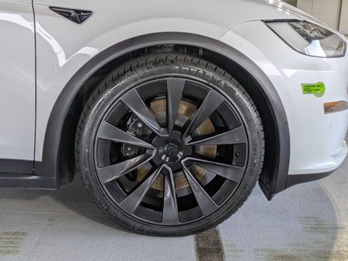 Used 2023 Tesla Model X AWD/4WD image 24