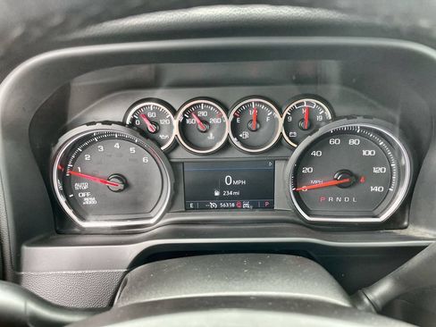 Used 2022 Chevrolet Silverado 1500 LT AWD/4WD image 11