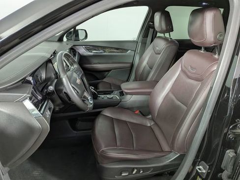 Used 2022 Cadillac XT6 Premium Luxury AWD/4WD image 15